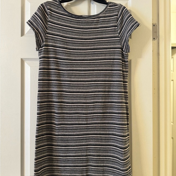Women’s Dresses sz M Lot - Picture 6 of 6